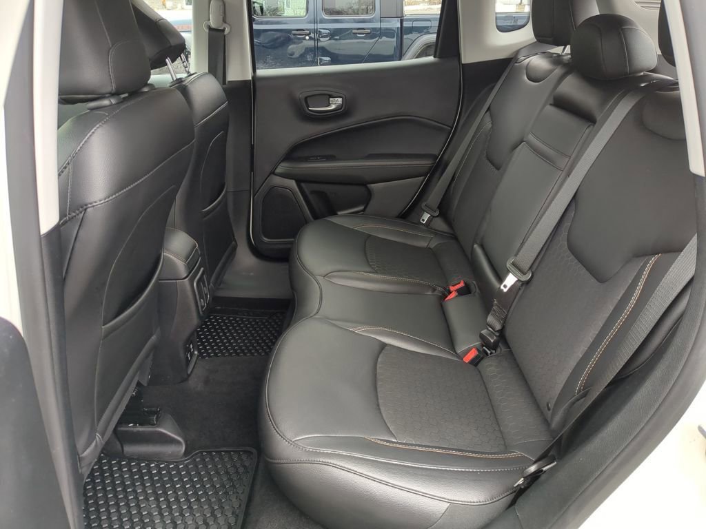 Used 2019 Jeep Compass Latitude w/ Cold Weather Group image 22
