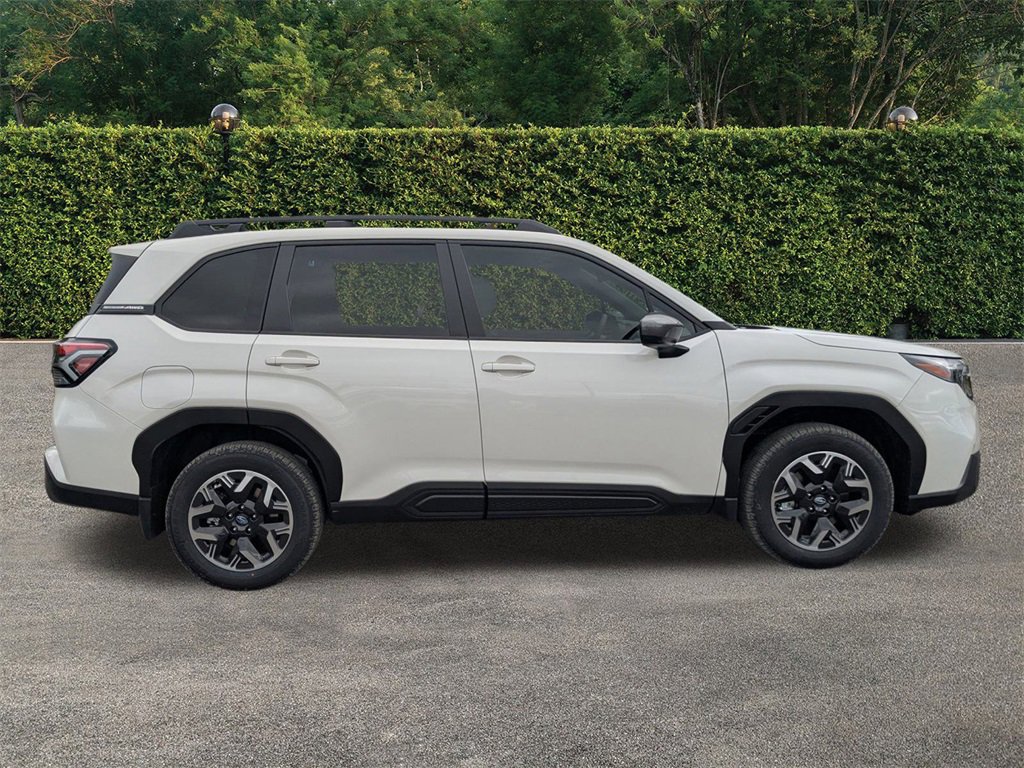 New 2025 Subaru Forester Premium image 3