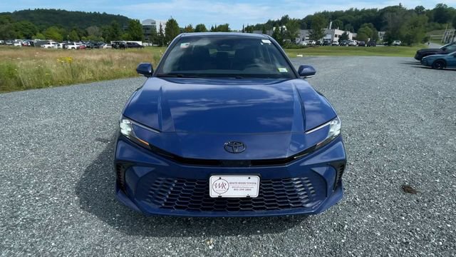 New 2026 Toyota Camry XSE AWD/4WD image 3