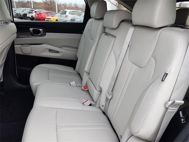 New 2026 Kia Sorento S image 15