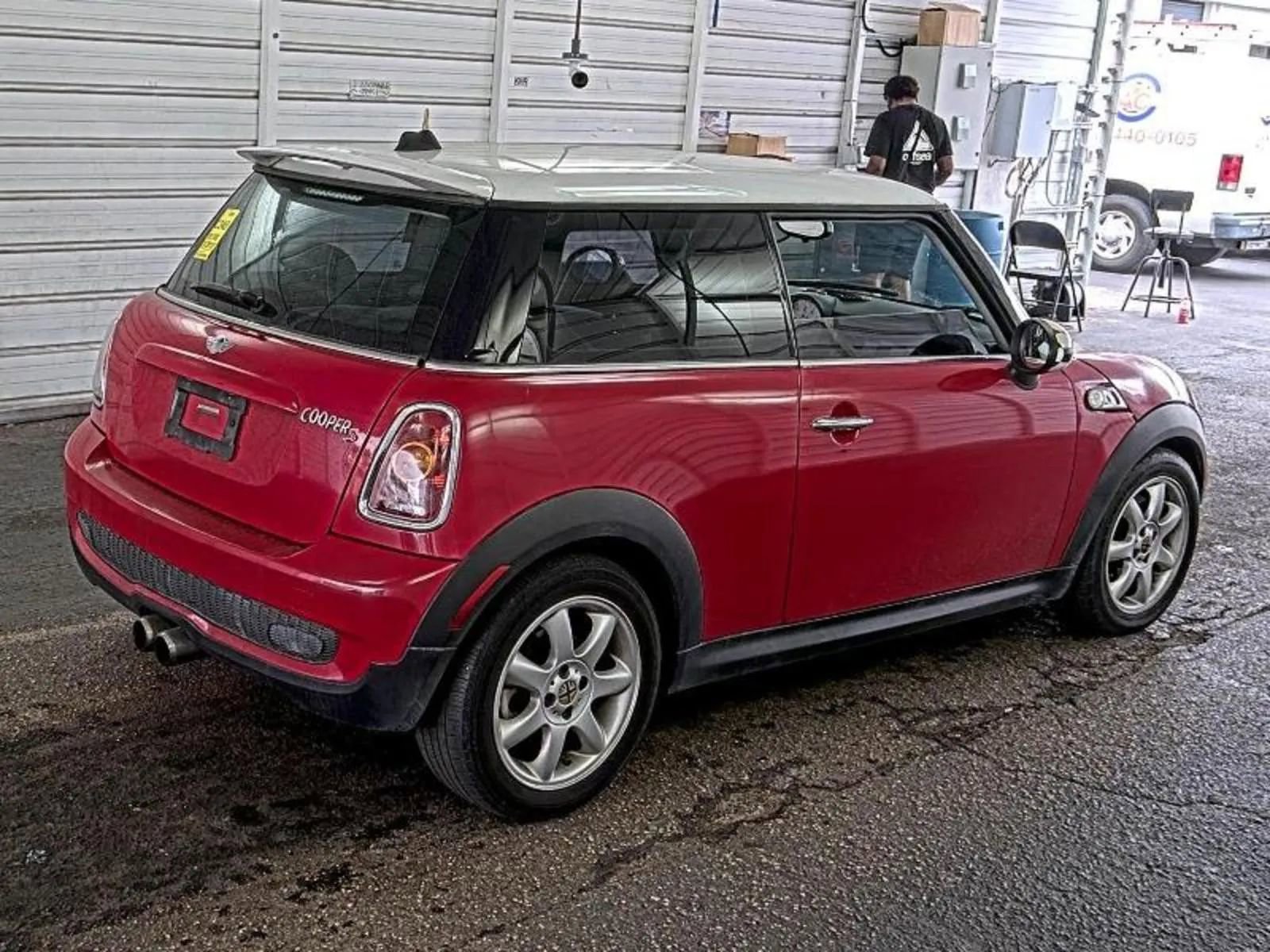 Used 2010 MINI Cooper S image 4