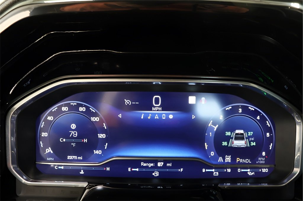 Used 2022 Chevrolet Silverado 1500 LT image 11