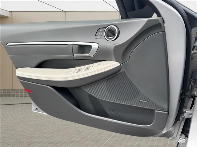 Certified 2023 Hyundai Sonata Limited FWD image 23