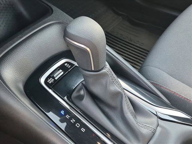 Used 2023 Toyota Corolla SE w/ SE Premium Package FWD image 12