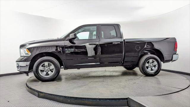 Used 2024 RAM 1500 Classic SLT AWD/4WD image 3