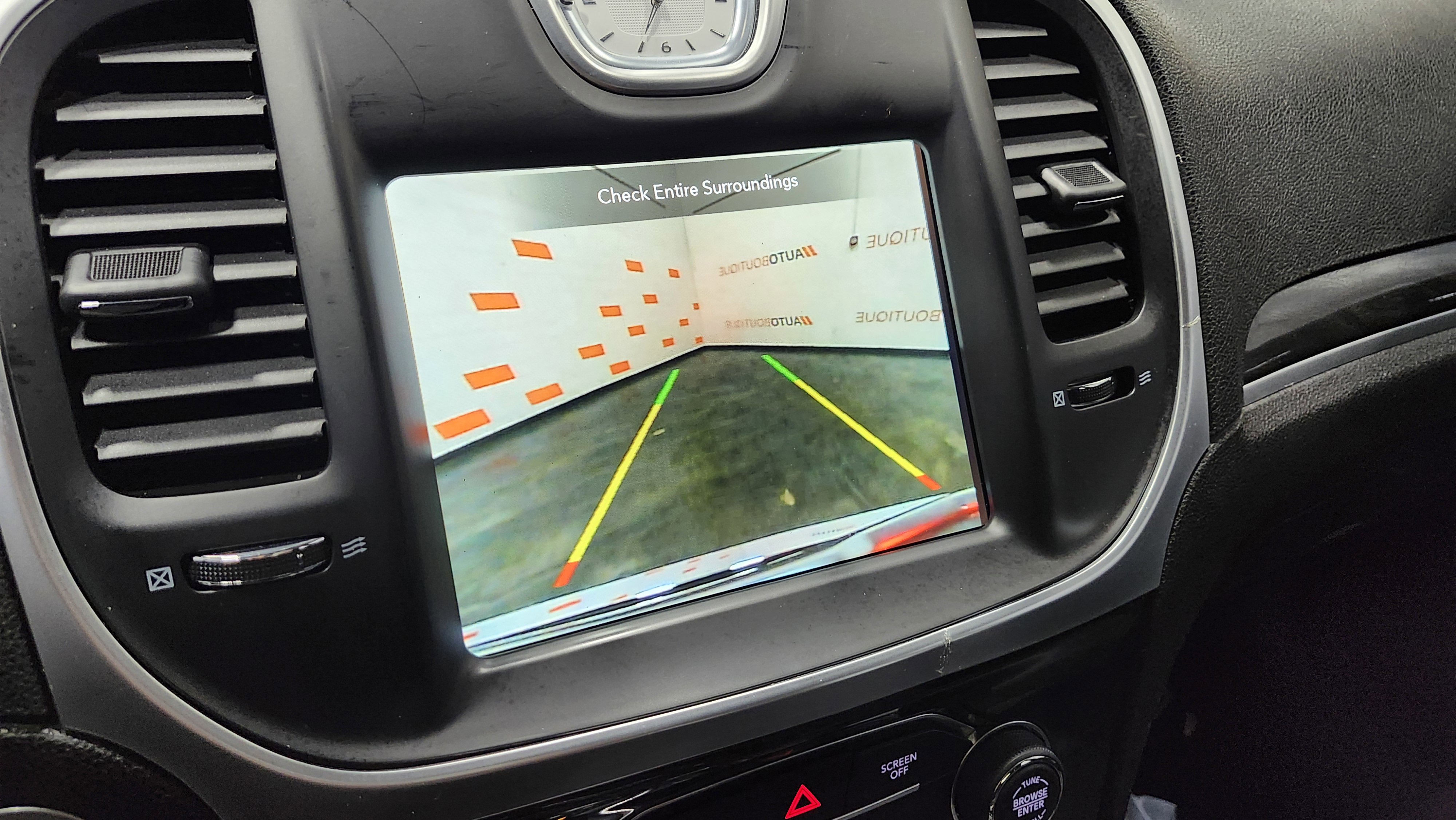 Used 2020 Chrysler 300 Touring w/ Driver Convenience Group image 2