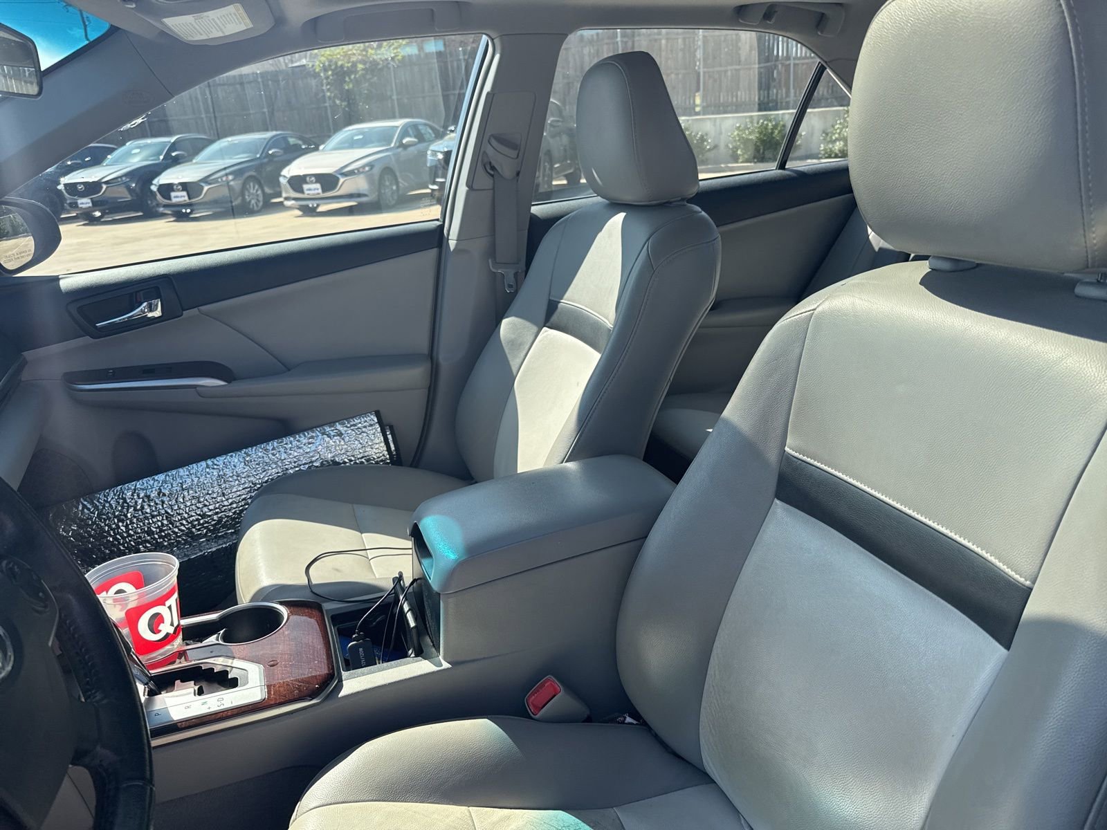 Used 2012 Toyota Camry XLE image 14