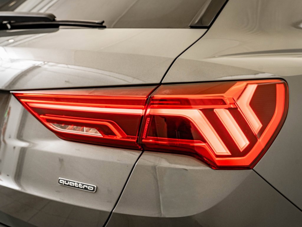 Used 2023 Audi Q3 2.0T Premium Plus w/ Premium Plus Package image 9