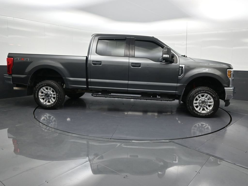 Used 2019 Ford F250 XLT w/ Snow Plow Prep Package image 7