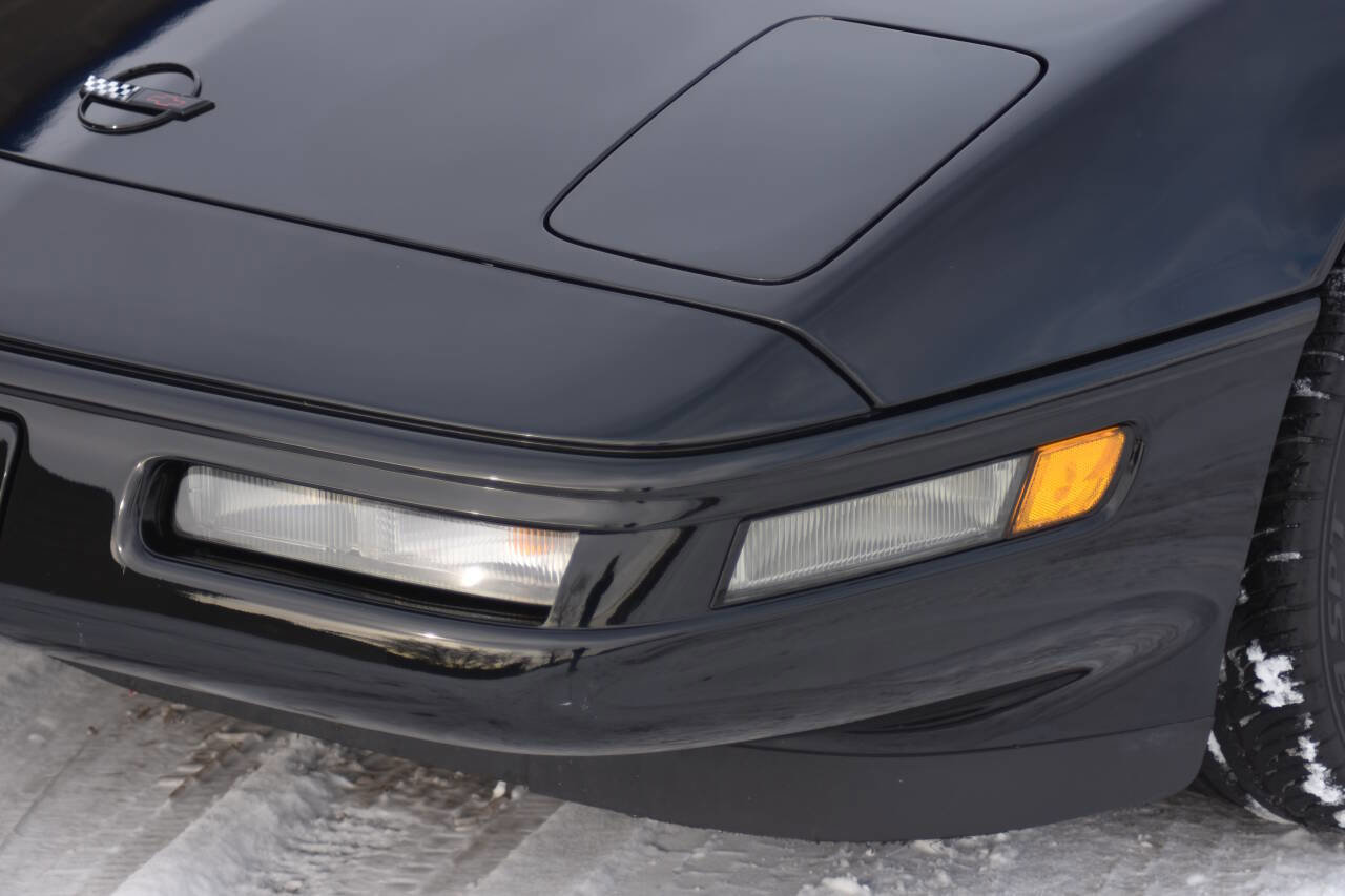 Used 1994 Chevrolet Corvette Convertible image 34