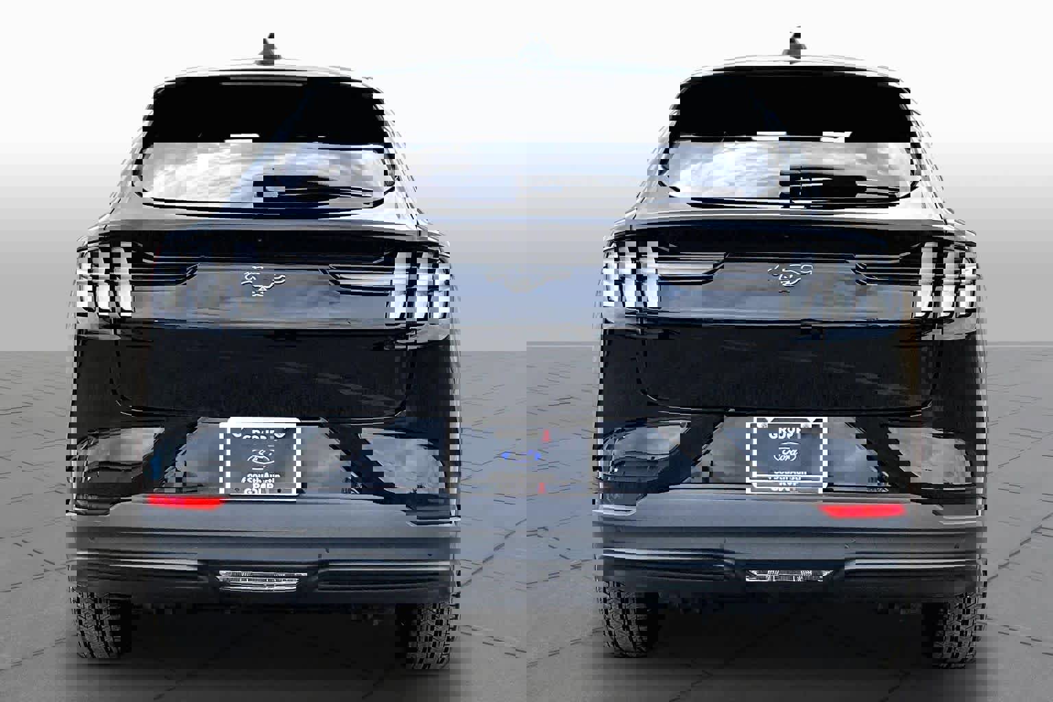 Certified 2025 Ford Mustang Mach-E Select image 4