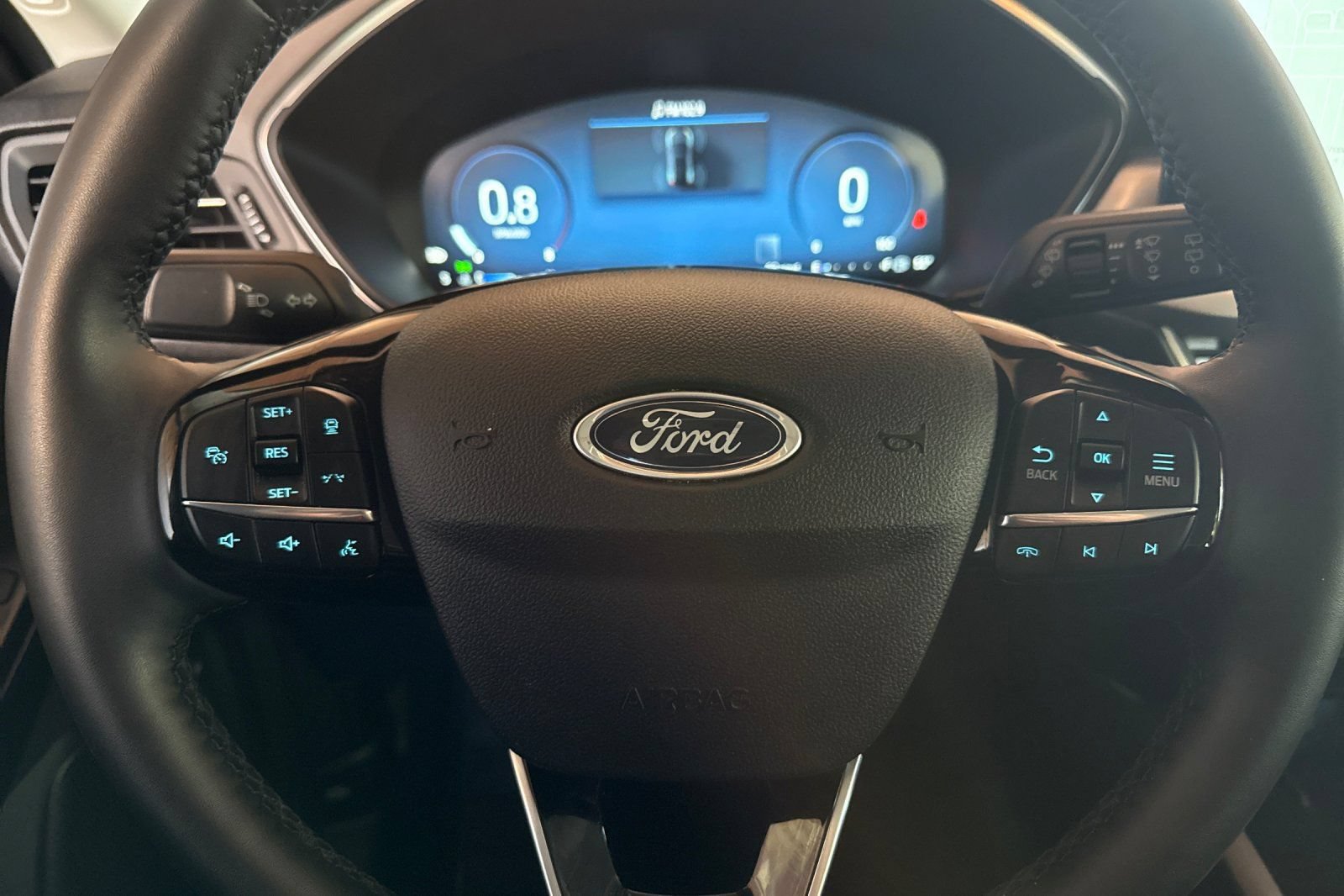 Used 2025 Ford Escape Platinum AWD/4WD image 31