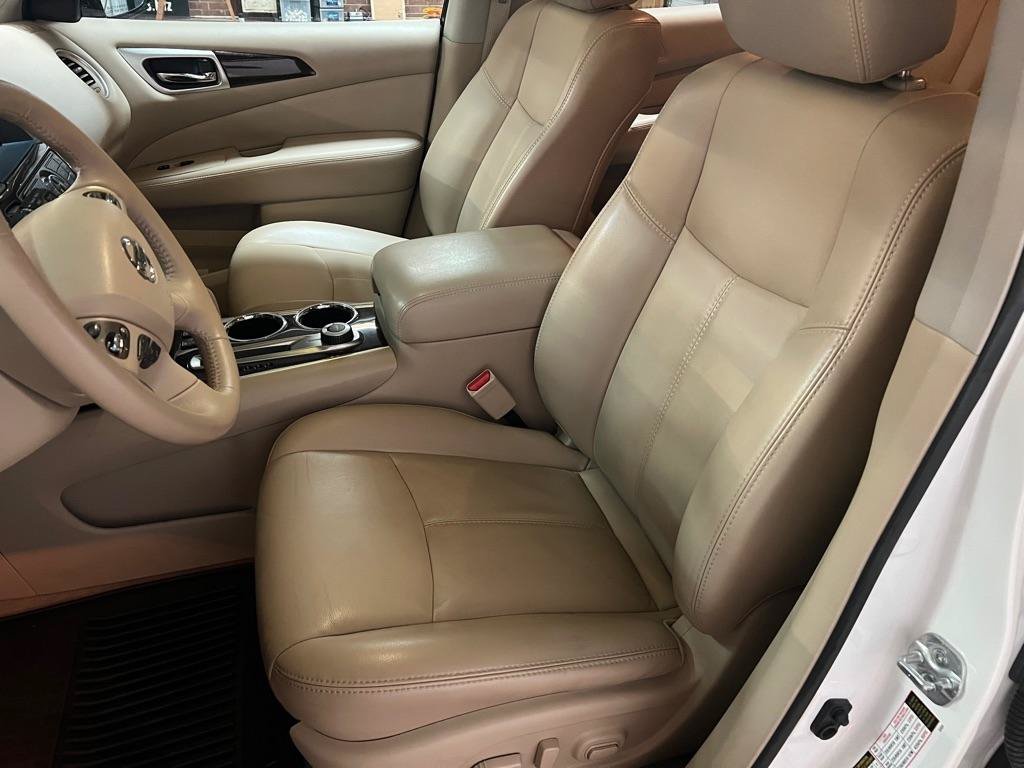 Used 2014 Nissan Pathfinder SL w/ SL Tech Package AWD/4WD image 15