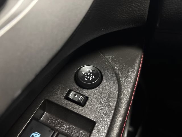 Used 2015 Chevrolet Equinox LT w/ Chrome Appearance Package image 46