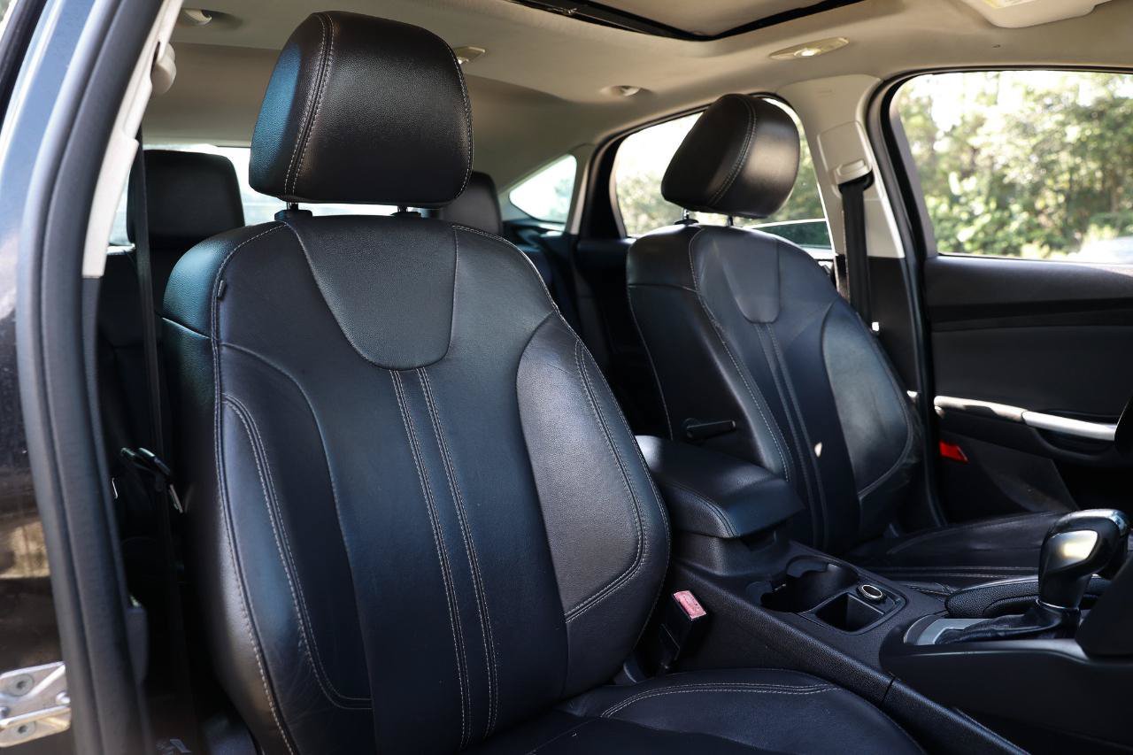 Used 2013 Ford Focus SE FWD image 18