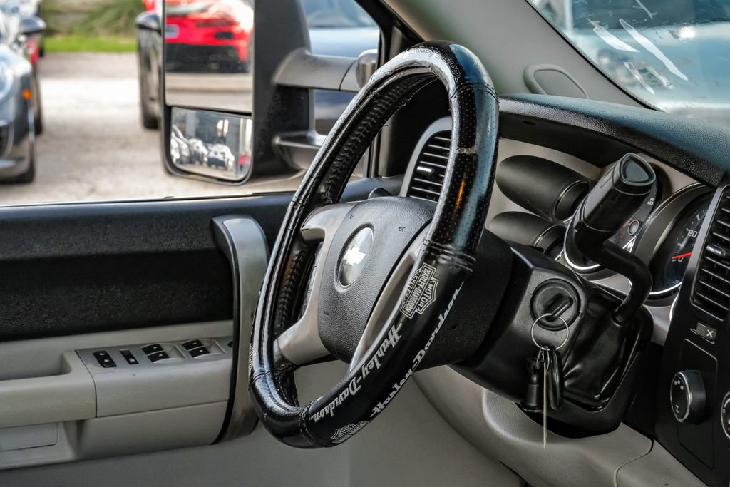 Used 2008 Chevrolet Silverado 2500 LT w/ Suspension Package, Off-Road image 13