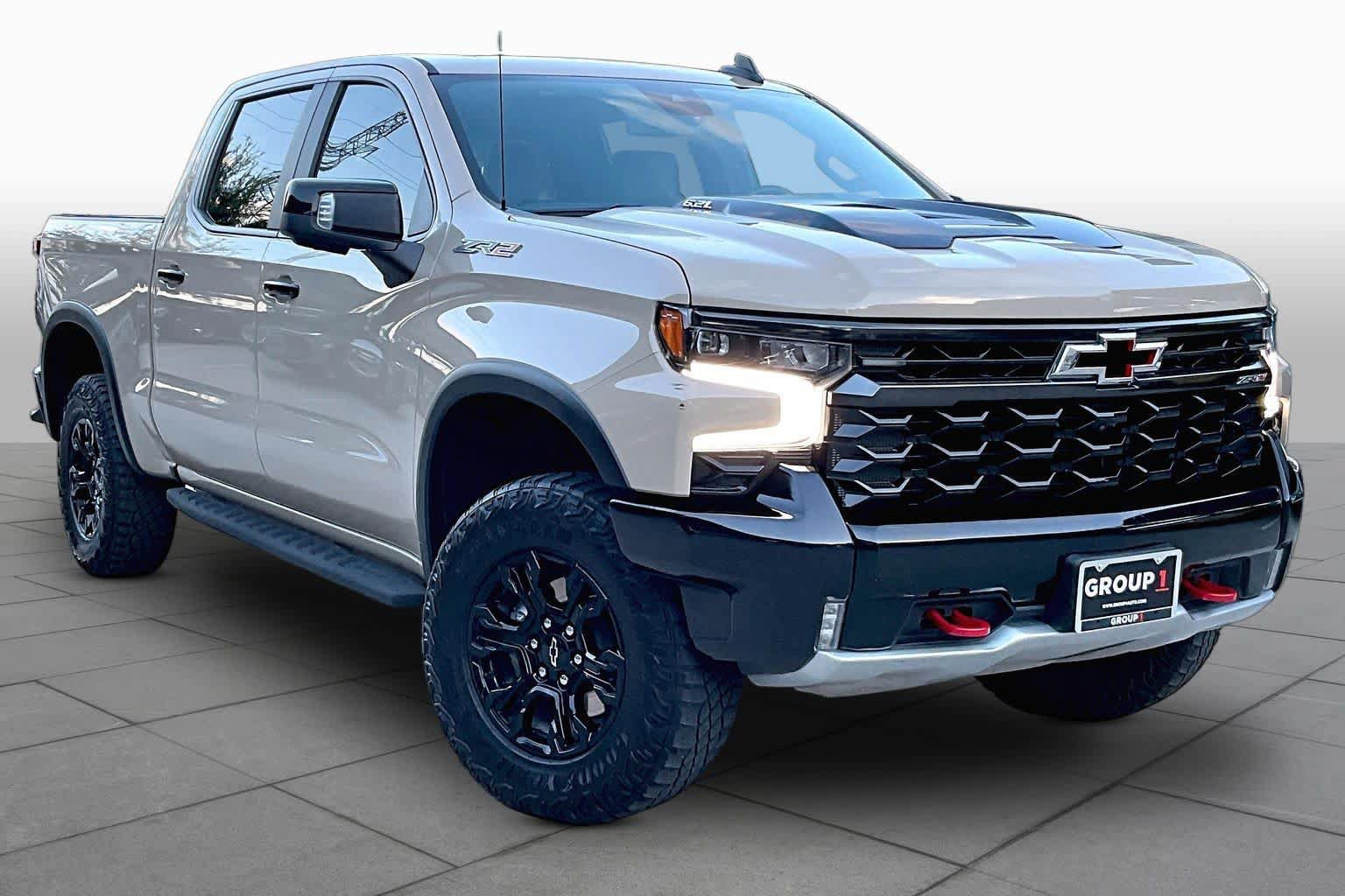 Used 2023 Chevrolet Silverado 1500 ZR2 AWD/4WD image 3