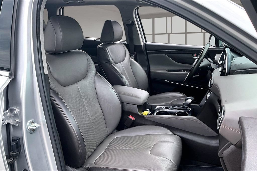 Used 2020 Hyundai Santa Fe Limited FWD image 27