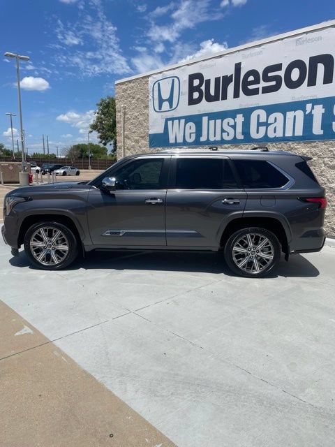 Used 2024 Toyota Sequoia Capstone AWD/4WD image 9