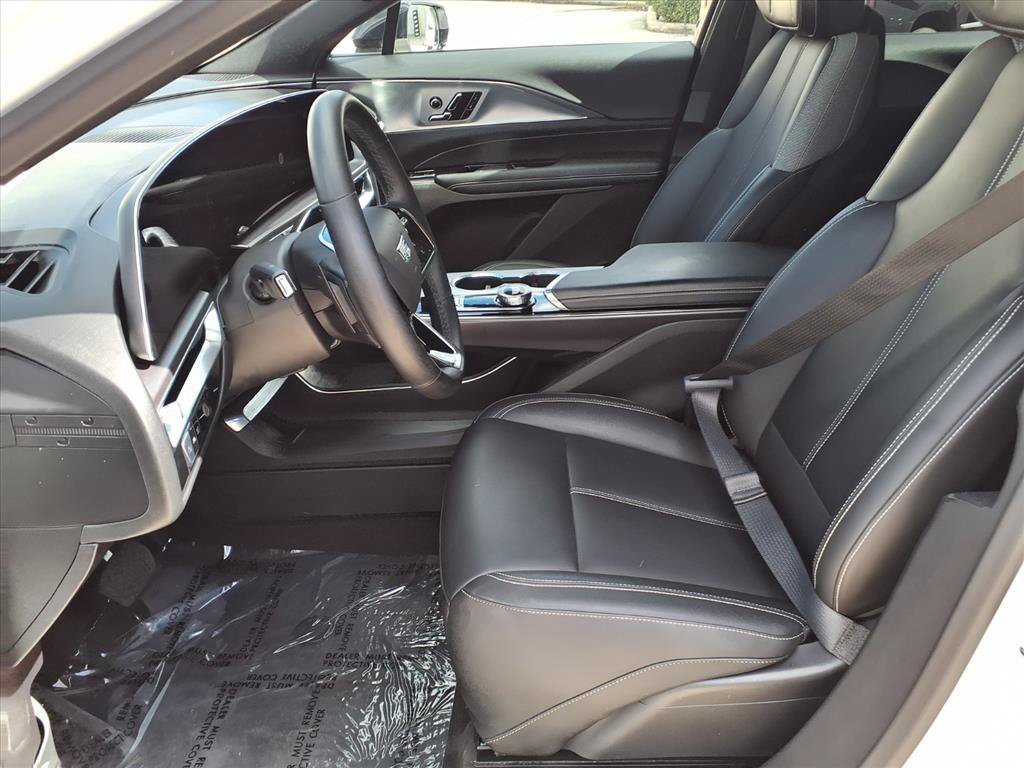 Certified 2024 Cadillac Lyriq Tech w/ Driver Assist Package RWD image 18