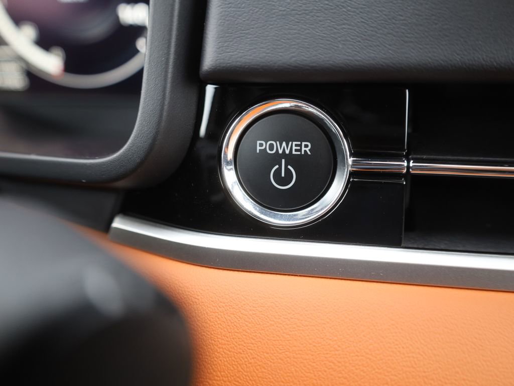 New 2025 Mitsubishi Outlander SEL image 43