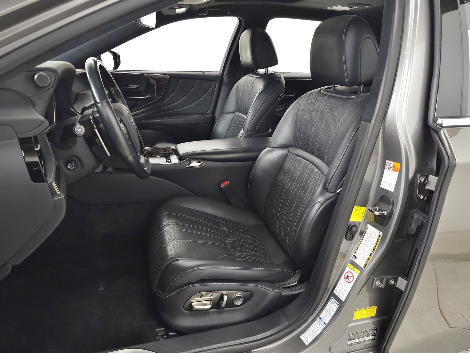 Used 2019 Lexus LS 500 AWD w/ Interior Upgrade Package image 14