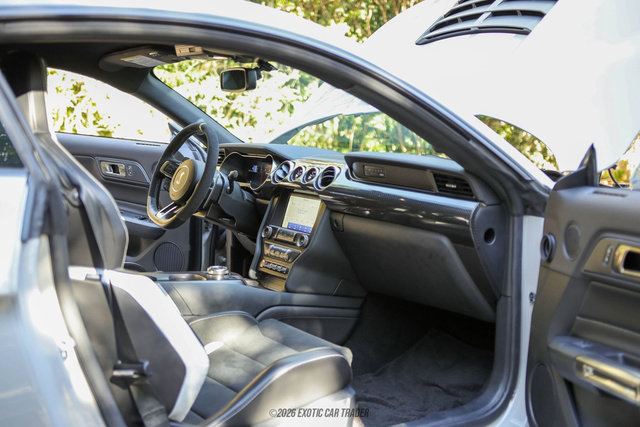 Used 2020 Ford Mustang Shelby GT500 w/ Technology Package image 24