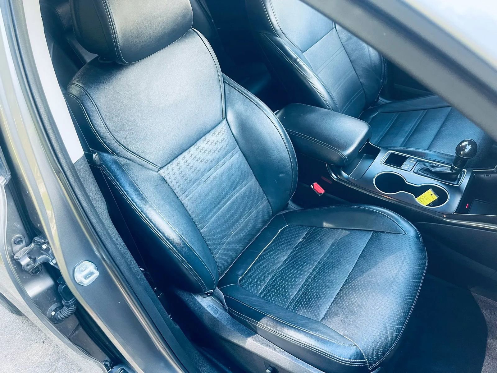 Used 2016 Kia Sorento EX w/ EX Premium Package image 15