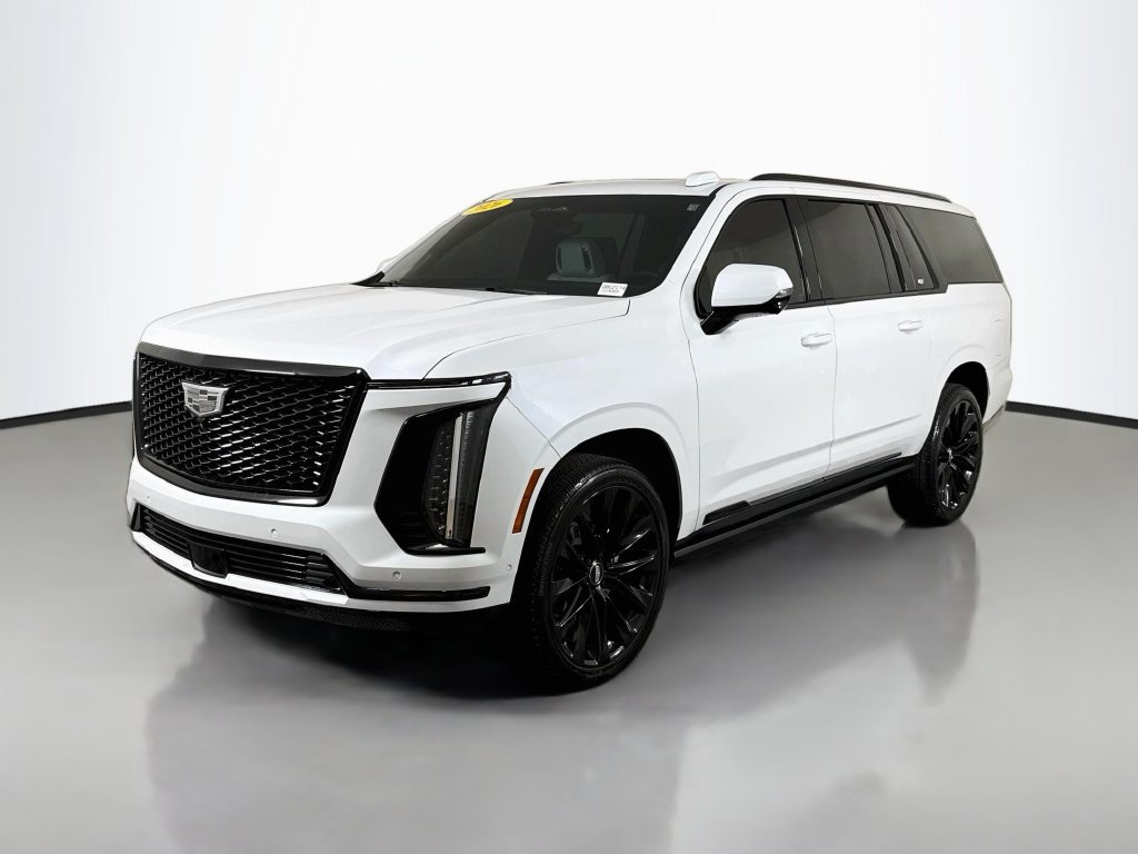 Used 2026 Cadillac Escalade ESV Platinum Sport w/ LPO, ONYX Package AWD/4WD image 3