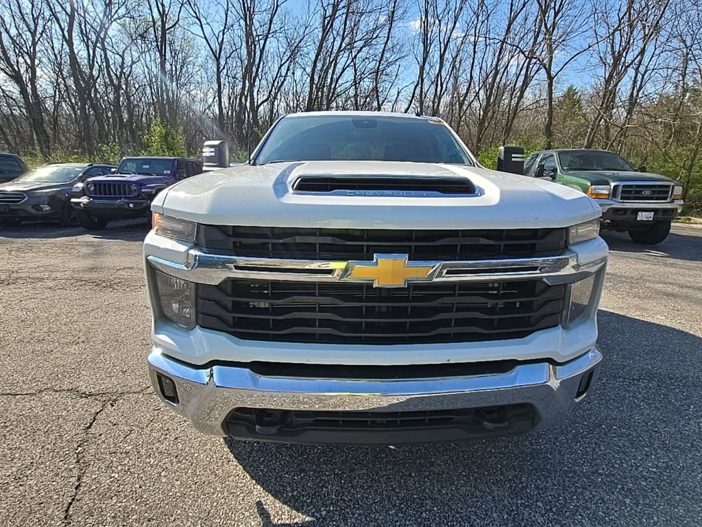 Used 2025 Chevrolet Silverado 2500 LT w/ Convenience Package image 12