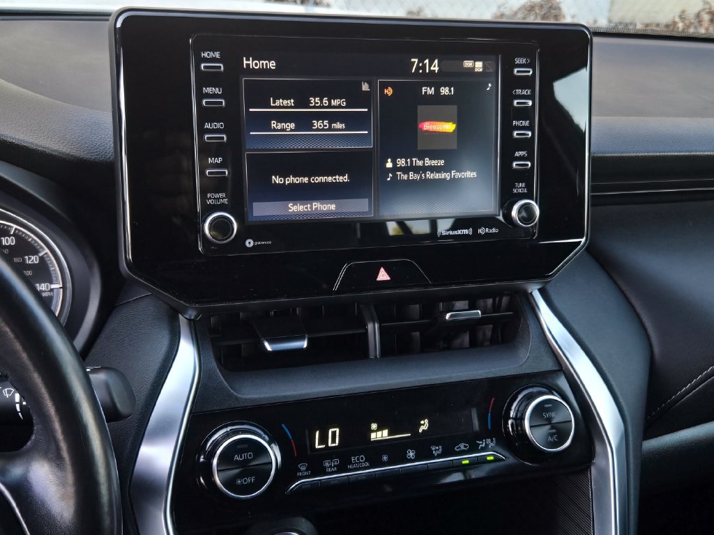 Used 2021 Toyota Venza XLE w/ Carpet Mat Package (TMS) AWD/4WD image 11