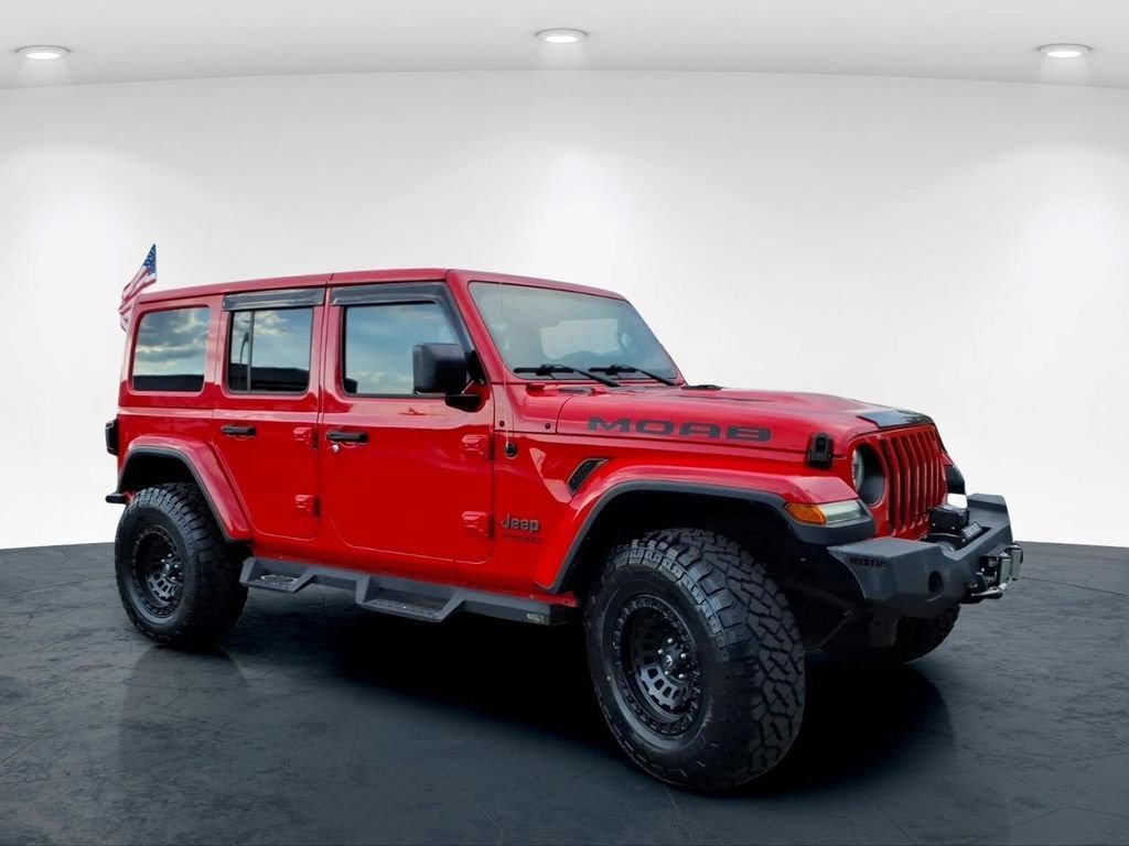 Used 2018 Jeep Wrangler Unlimited Sahara w/ Quick Order Package 24M Moab AWD/4WD image 5