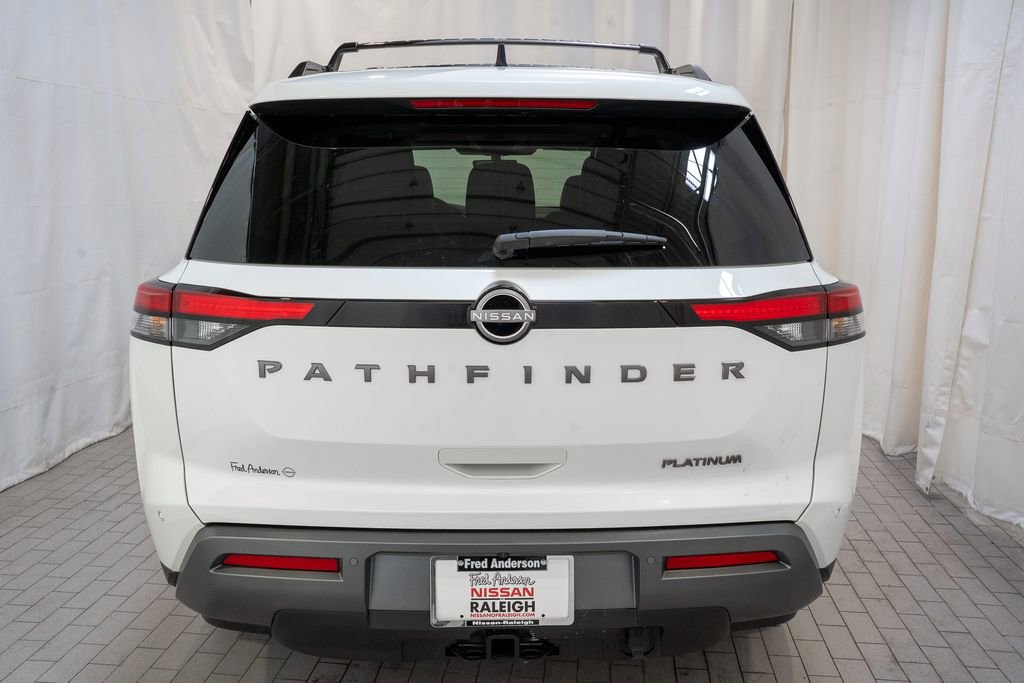 New 2026 Nissan Pathfinder Platinum image 5