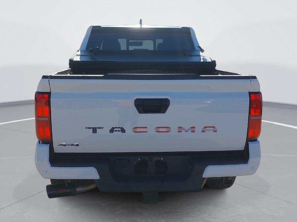 Used 2024 Toyota Tacoma SR5 w/ SR5 Upgrade Package AWD/4WD image 6