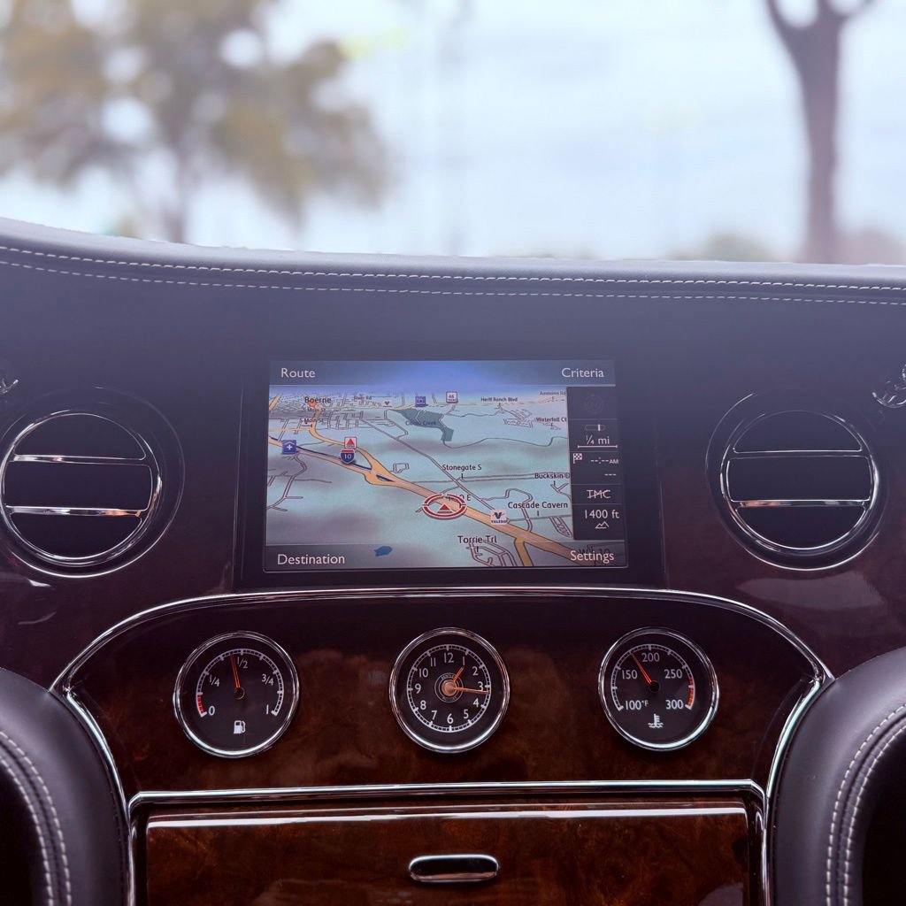 Used 2014 Bentley Mulsanne RWD image 11