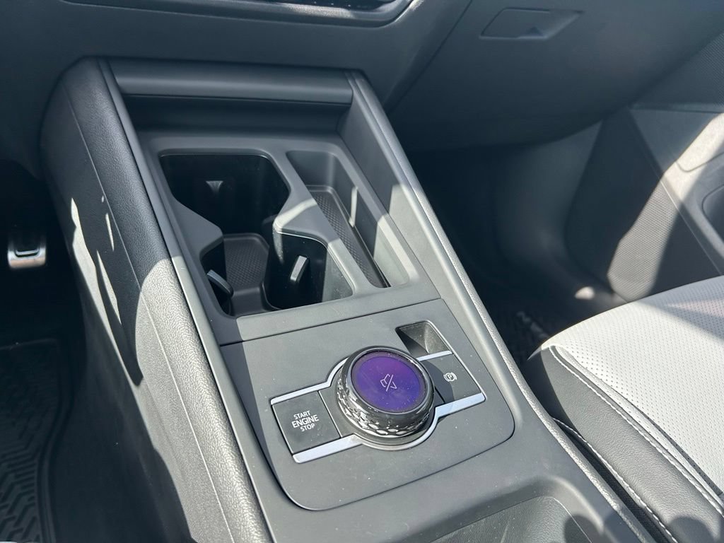 New 2026 Volkswagen Tiguan SE R-Line FWD image 50
