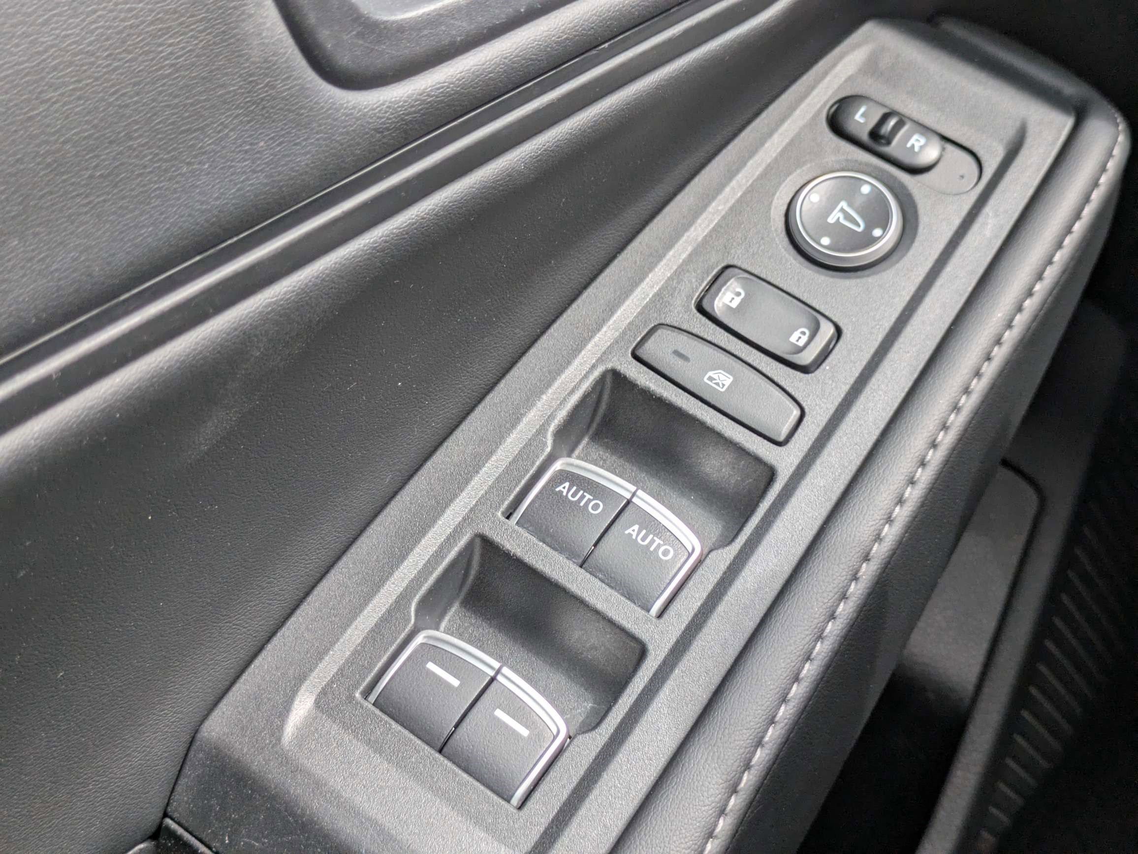 Used 2023 Honda Accord Sport image 30
