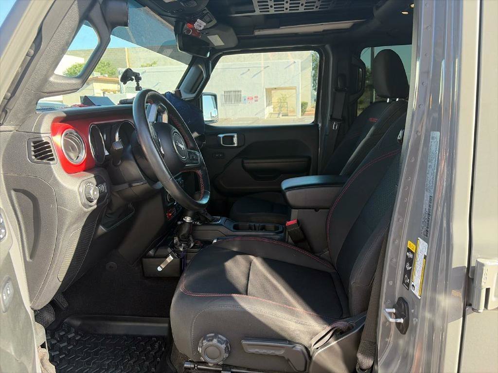 Used 2021 Jeep Wrangler Unlimited Rubicon AWD/4WD image 6