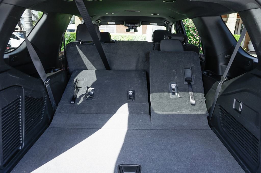 Used 2023 Chevrolet Tahoe LS image 9