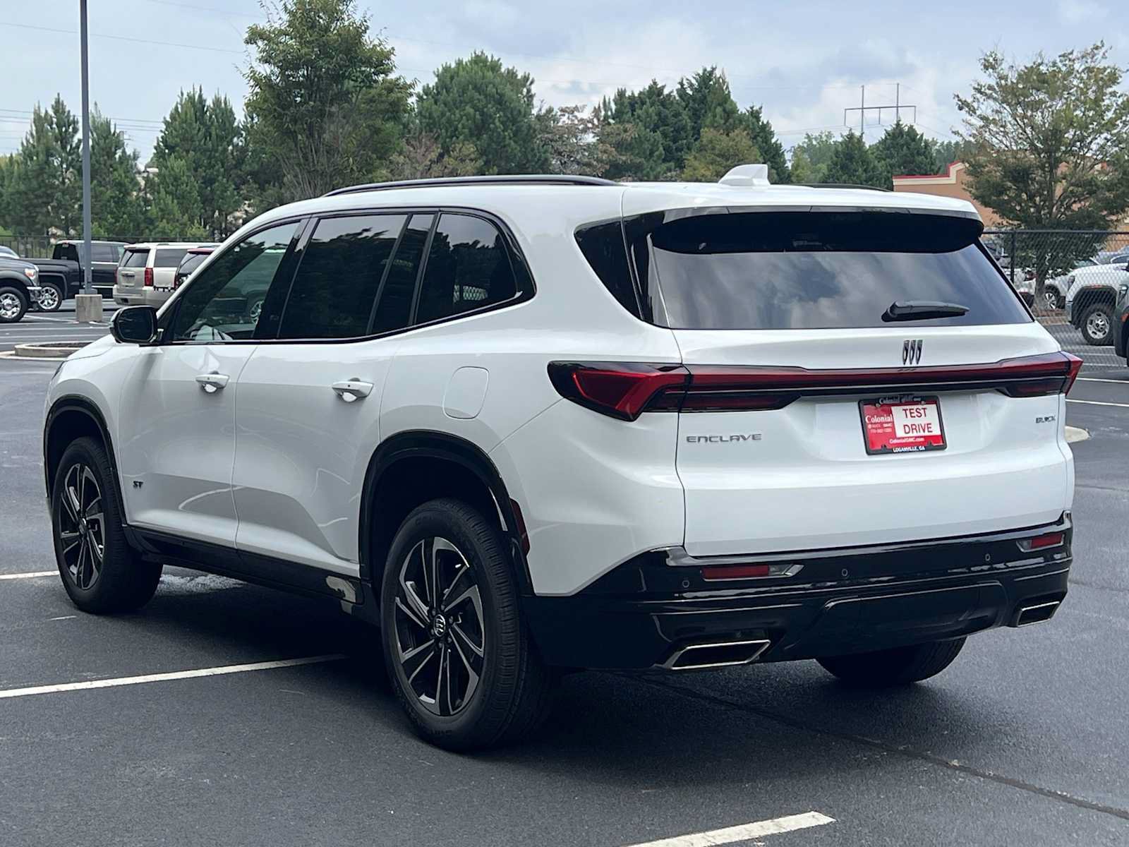 New 2026 Buick Enclave Sport Touring w/ Power Package FWD image 28