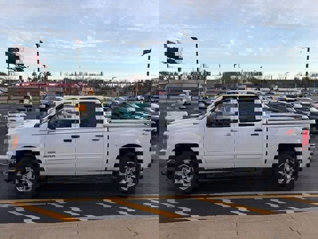 Used 2013 GMC Sierra 1500 SLE w/ Power Tech Package image 3