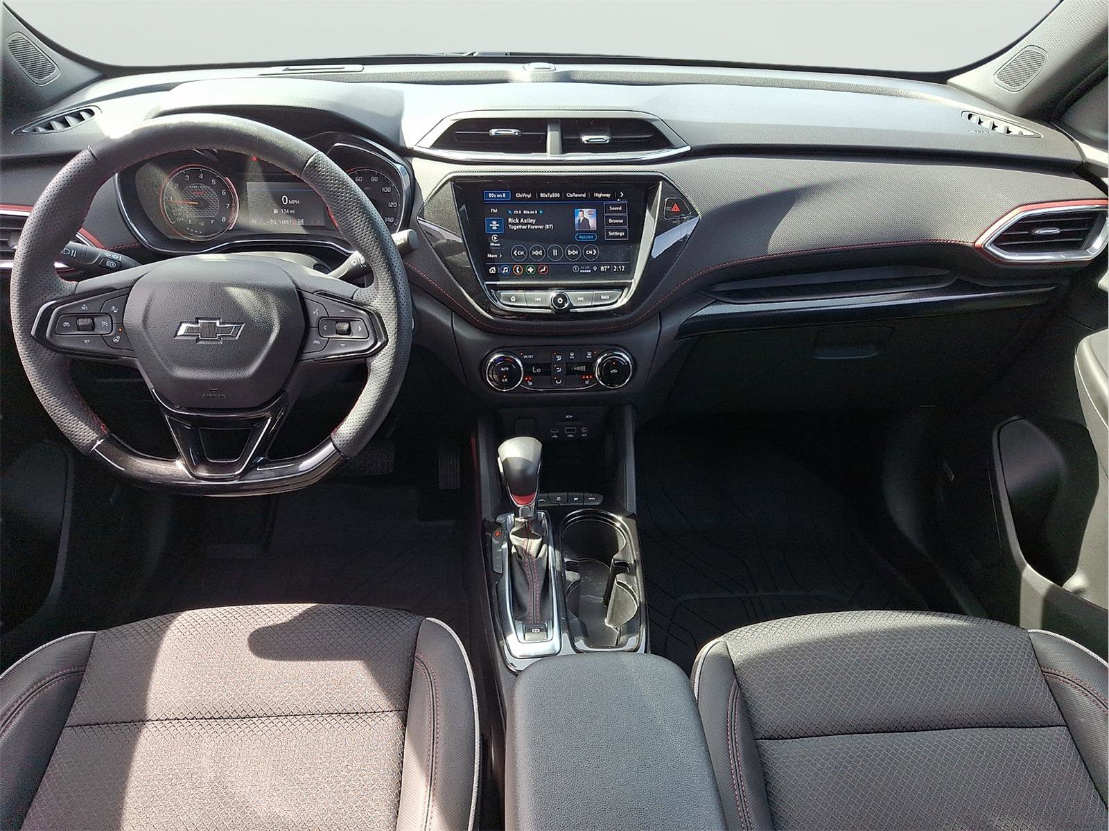 Used 2022 Chevrolet TrailBlazer RS w/ Technology Package image 11