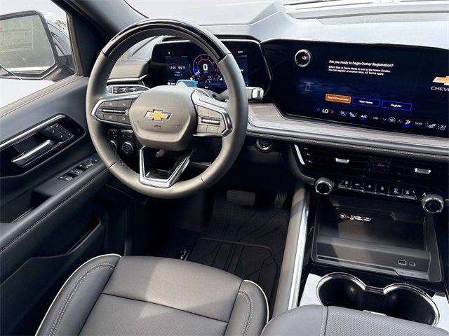 New 2026 Chevrolet Suburban Premier image 14