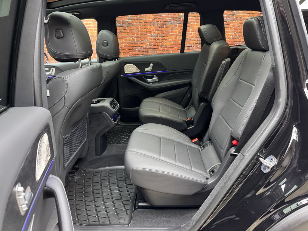 New 2025 Mercedes-Benz GLS 450 4MATIC image 23