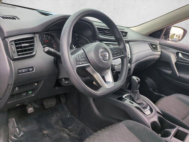 Used 2018 Nissan Rogue S image 10