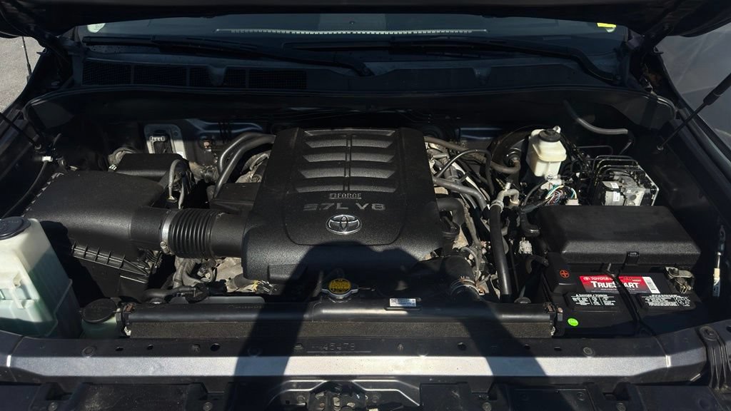 Used 2018 Toyota Tundra Platinum AWD/4WD image 24