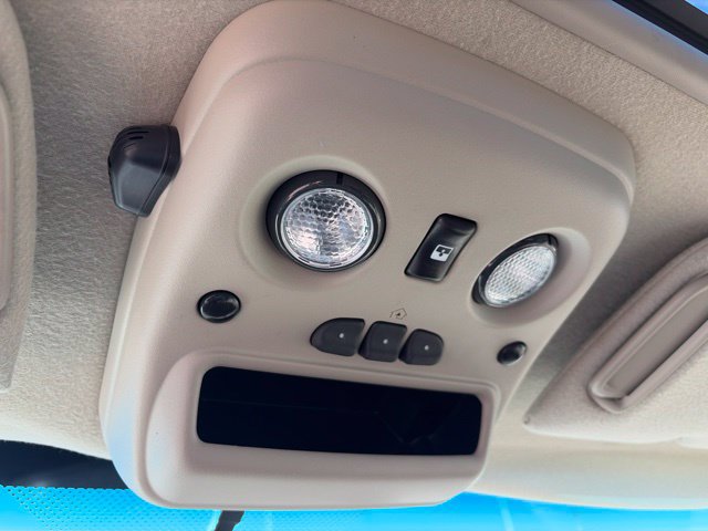 Used 2007 GMC Sierra 2500 SLT w/ Heavy-Duty Power Package RWD image 34