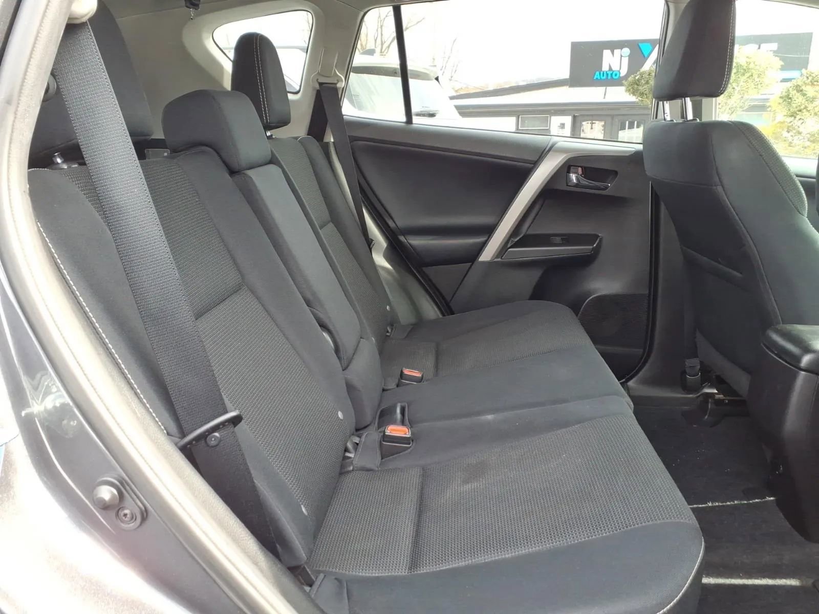 Used 2018 Toyota RAV4 XLE w/ All Weather Liner Package image 16