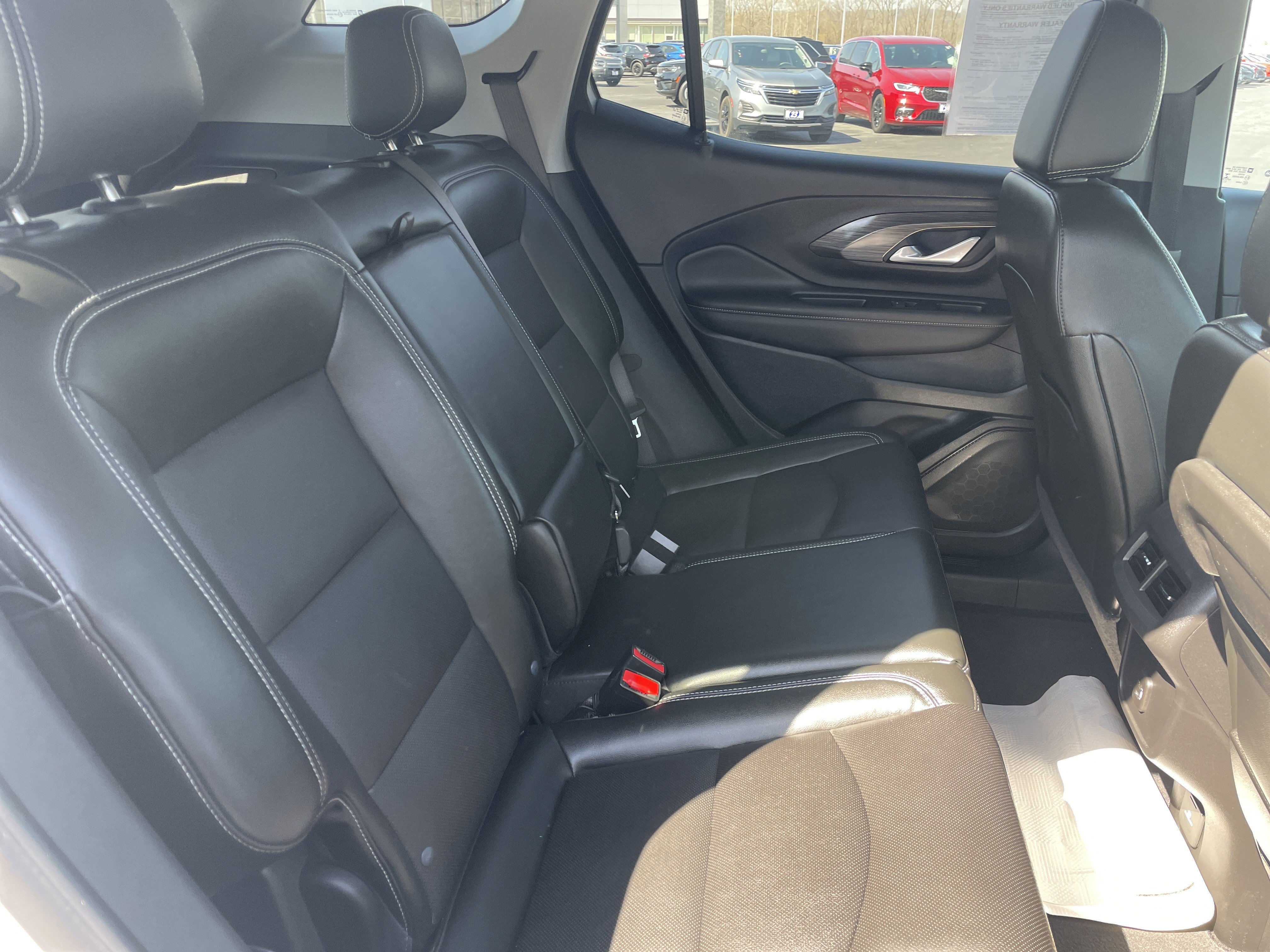 Used 2022 GMC Terrain SLT w/ Infotainment Package II image 24