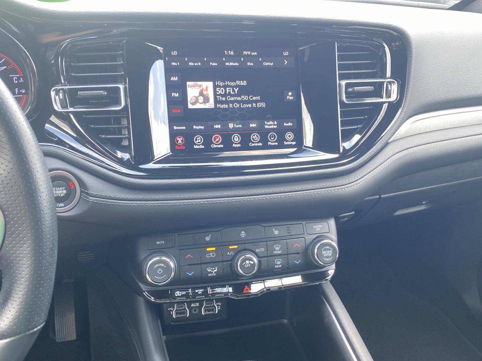 Certified 2024 Dodge Durango SXT w/ 3rd Row Seating Group image 27